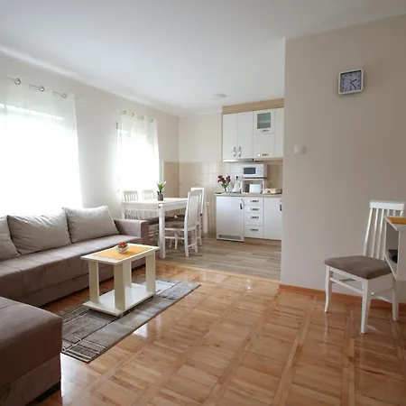 アパート Vrnjacki Raj